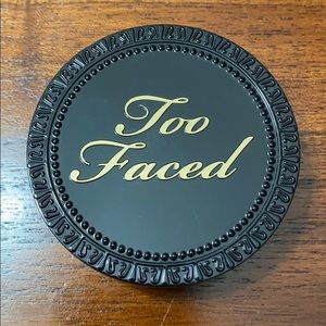 TOO FACED COCOA POWDER FOUNDATION